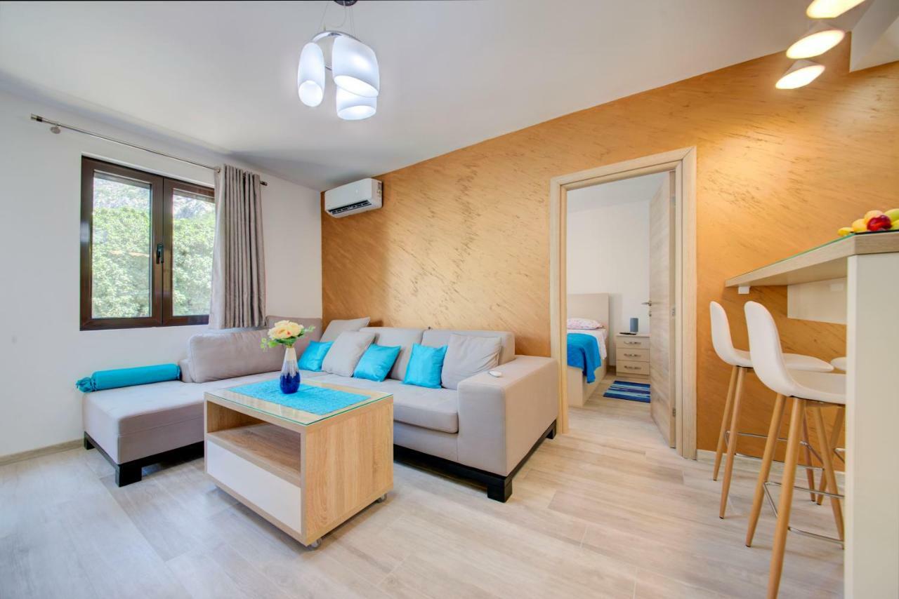 Apartment Medusa Risan Extérieur photo